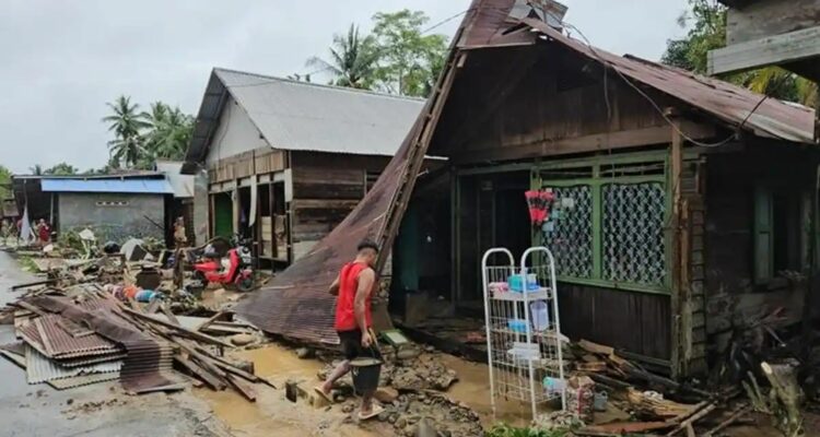 Foto: Sejumlah Wilayah di Kalsel Terendam Banjir, Tagana Dikerahkan. Sumber: Istimewa.