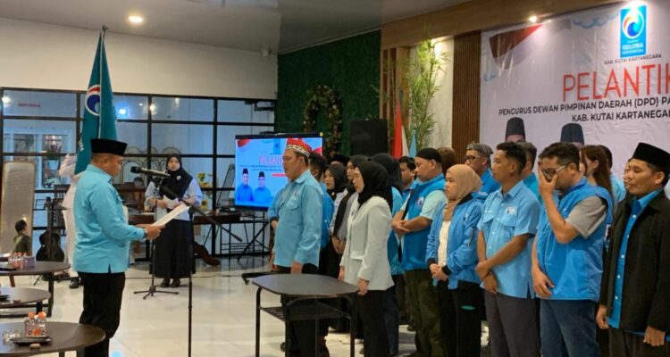 Foto: Pelantikan DPD Partai Gelora Kabupaten Kutai Kartanegara di Tenggarong. Sumber: Ant