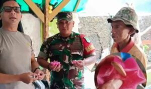 Foto: Petugas Bhabinkamtibmas dan Babinsa Minta Maaf Terkait Kasus Es Hunkwe di Kemayoran. Sumber: Istimewa.